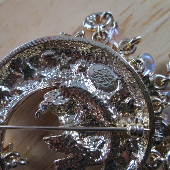 Kirks Folly Bear Moon Brooch - Picture 3 of 5
